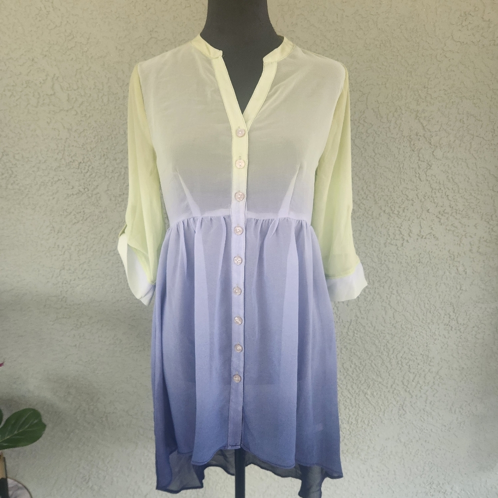 NWT Ombre V Neck Tunic Blouse